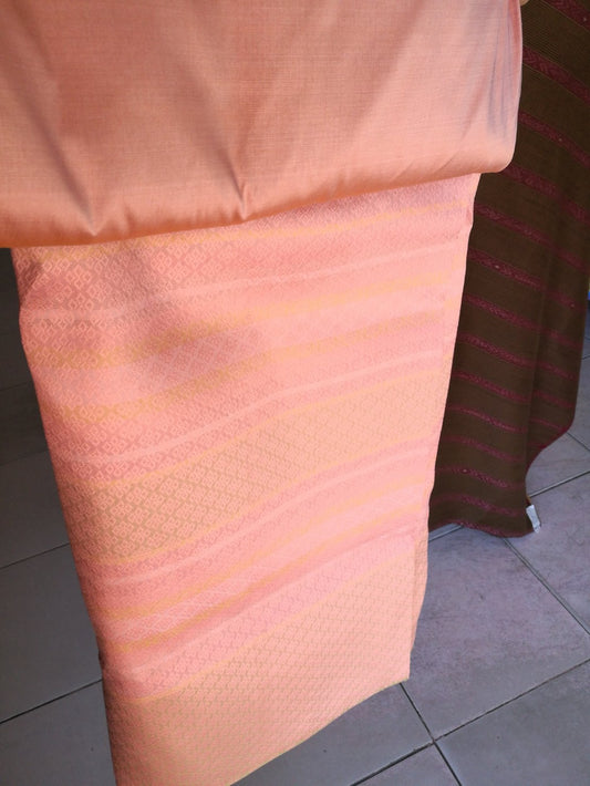 (Dress cloth) plain colored silk with stripes (2 yards of plain cloth + 2 yards of sarong) Old rose pink shade, code B7C-NY-1228661132