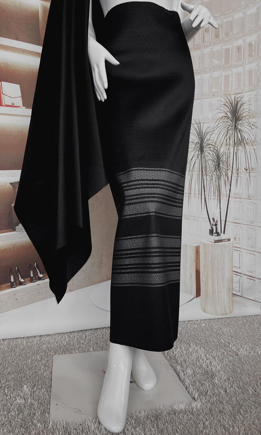 (Dress cloth) plain colored silk with stripes (2 yards of plain cloth + 2 yards of sarong) completely black shade, code B7C-SN-0406163026