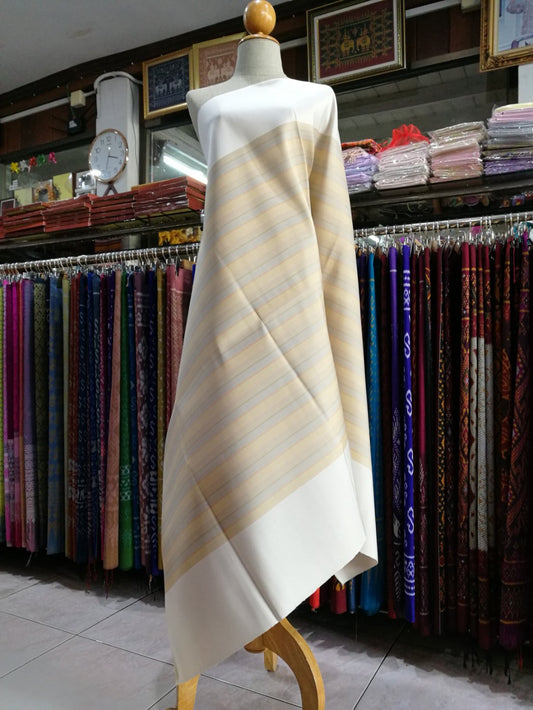 Genuine silk skirt, smooth texture, size 1x2 yards, San Kamphaeng pattern, Lanna pattern, creamy white, code B8-NY-01116711