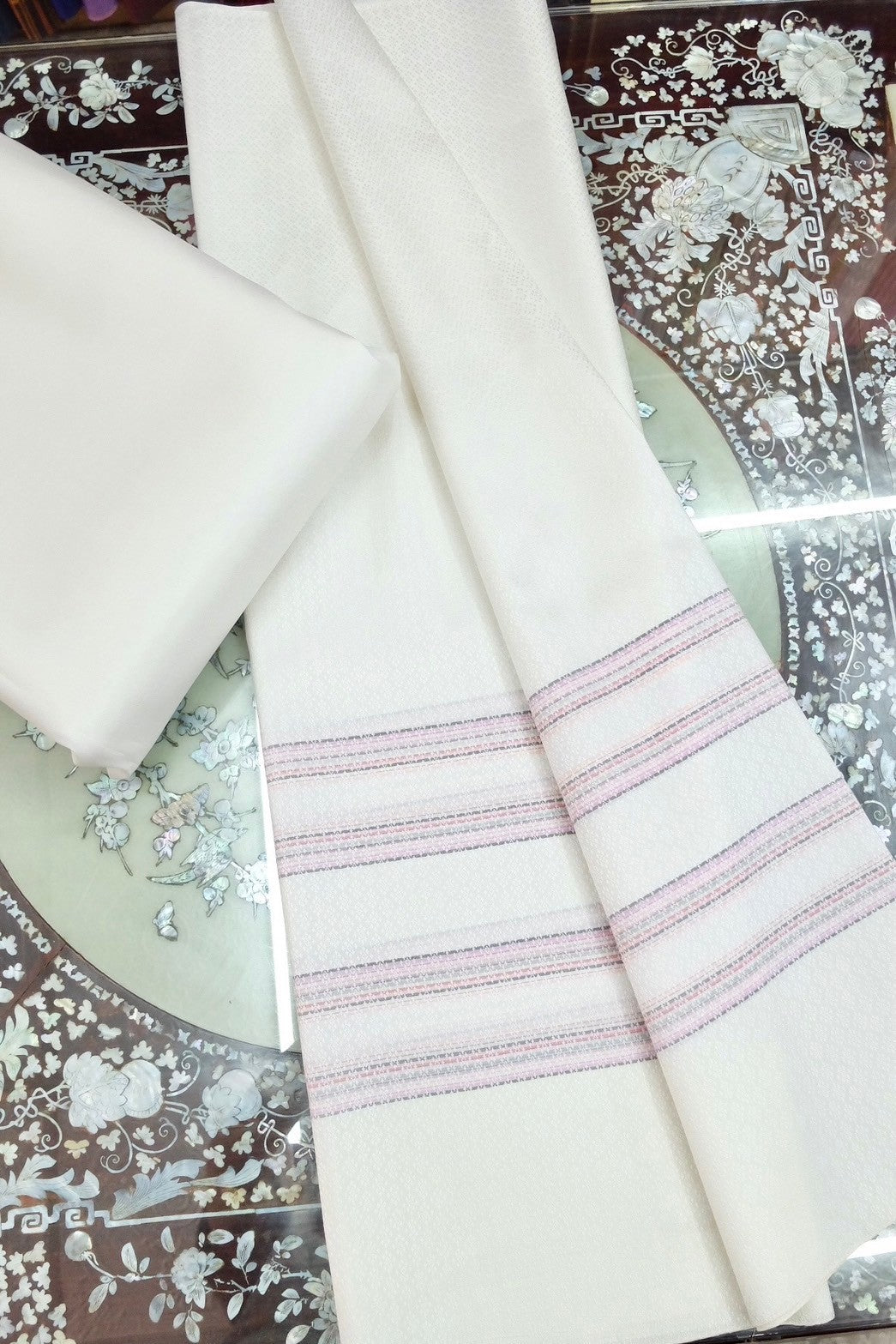 (Dress cloth) plain colored silk with stripes (2 yards of plain cloth + 2 yards of sarong) shade of creamy white, code BC-ST-0430671418