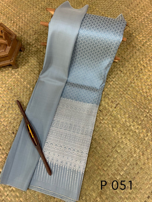 (Dress cloth) Surin silk Koh Choeng Silver Tin, size 1x4 meters (pattern 2 meters + background color 2 meters), blue-gray color, code N10-AA-031867094049