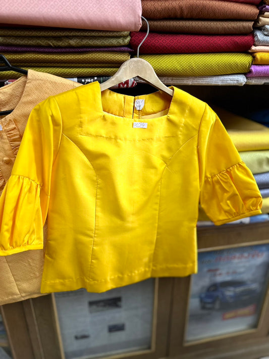 Women's shirt, plain colored silk, three-quarter sleeves, smooth texture, chest size 39 inches, yellow, code WD-ST-1026660910.