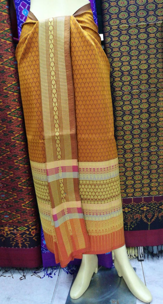 Surin silk skirt, real silk, 32 tako, size 1x2 meters, golden brown background, Koh Choeng Thong, N11-NY1104653