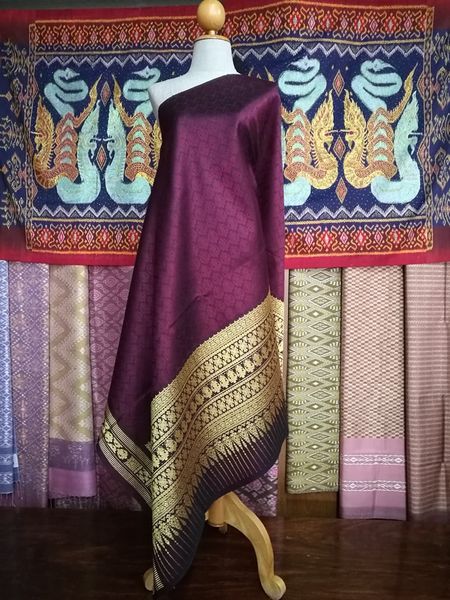 Sin, Surin silk, real silk, size 1x2 meters, woven with golden stripes. Mangosteen peel purple background N11-NY0224665