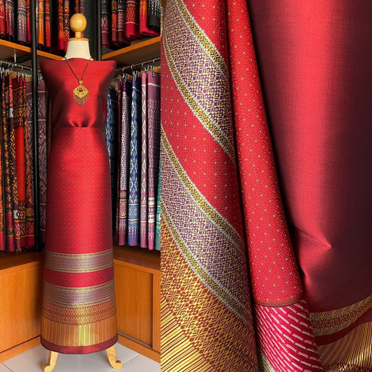 (Dress cloth) Lamphun silk (solid color 2 meters + pattern 2.4 meters) red, code N90-MD-0203671634