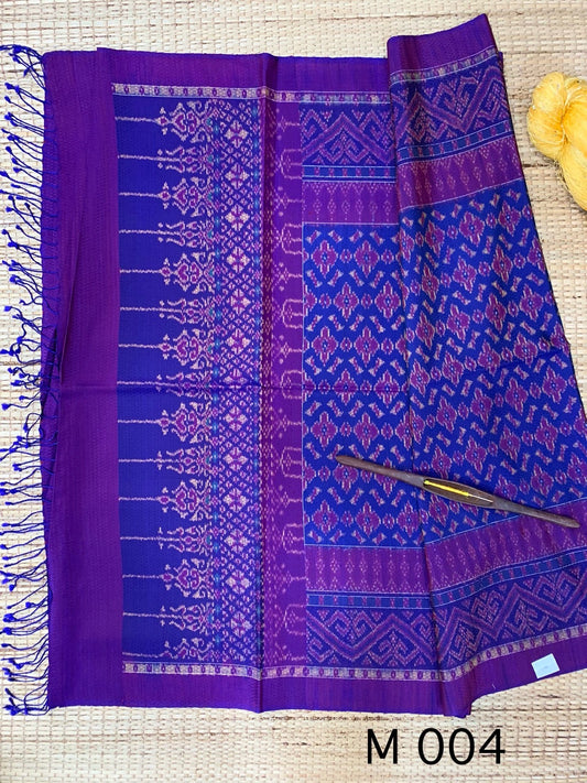 Mudmee silk sarong, real silk, 6 tako, has a front, ruffled hem, size 1x2 meters, purple-blue color, code L9A-AA-M004.