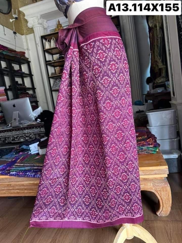 Battambang skirt, Baan Sao Hand silk, natural color, size 114x155cm, pink-purple, code N9-SIL-A13