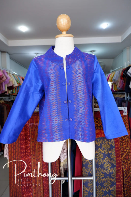 Women's shirt, quarter length sleeves, size 38-40-42, blue background, code WD-PTS0710662.