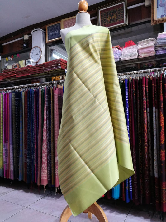 Genuine silk skirt, smooth texture, size 1x2 yards, San Kamphaeng pattern, Lanna pattern, light green, code B8-NY-0111673